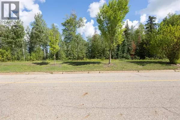 Fort Mcmurray, AB T9H2R4,525 Beacon Hill Drive