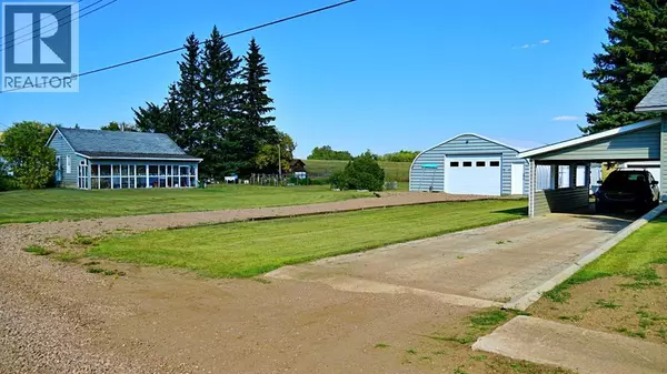 Derwent, AB T0B1C0,101 2nd Street E