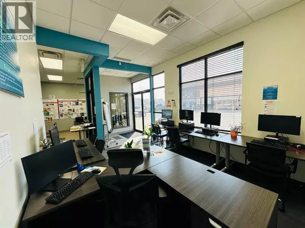 Grande Prairie, AB T8V7S4,105, 10126 117 Avenue