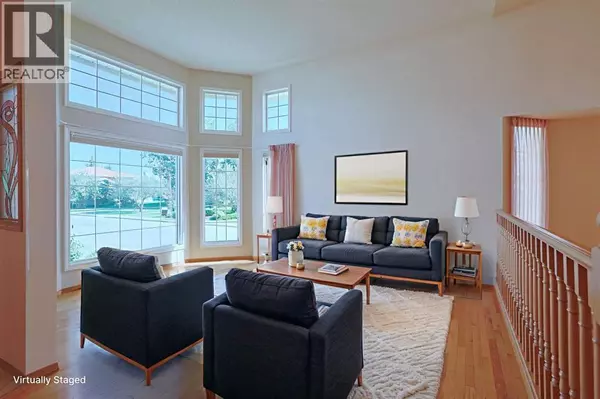 Calgary, AB T3A4X9,15 Hampshire Close NW