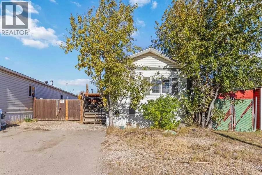 215 Grant Way, Fort Mcmurray, AB T9H5J3