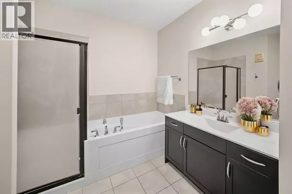 Calgary, AB T2M1B5,611, 35 INGLEWOOD Park SE