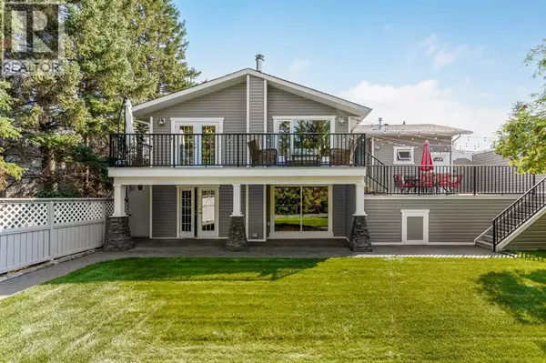 8130 48 Avenue NW, Calgary, AB T3B2A6