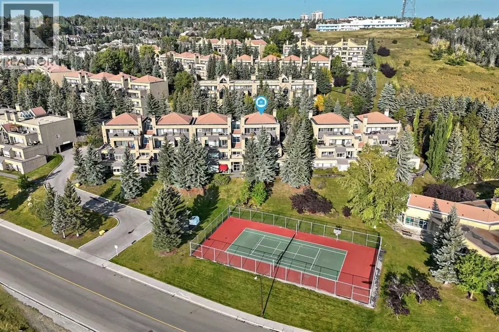 Calgary, AB T3H2L4,8, 220 Village Terrace SW