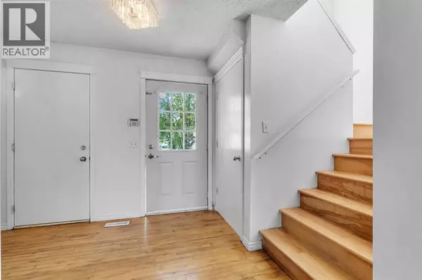 Calgary, AB T3A5N7,315 Hidden Ranch Place NW
