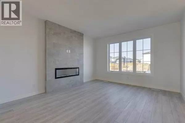 Cochrane, AB T4C2C6,95 Southborough Crescent