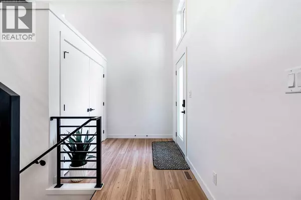 Lethbridge, AB T1J5W3,661 Devonia Road W