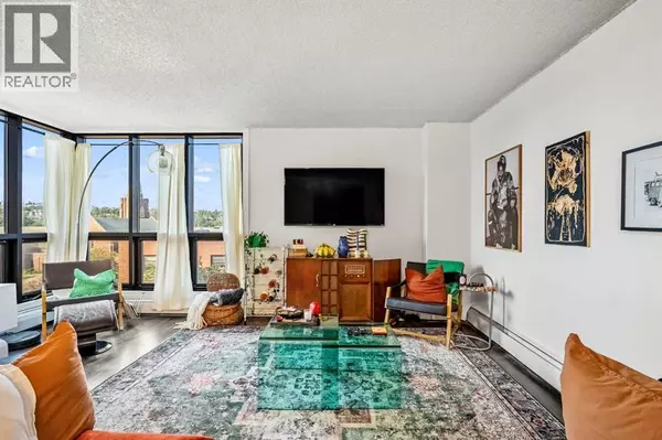 Calgary, AB T3C3S2,405, 1334 13 Avenue SW