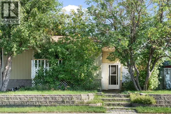 3212 Dover Crescent SE, Calgary, AB T2B1V2