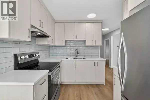 Calgary, AB T2K0T5,5923 Centre Street NW