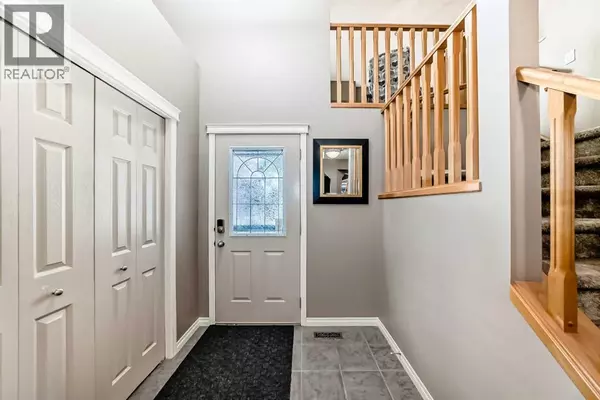 Chestermere, AB T1X1N3,343 OAKMERE Way