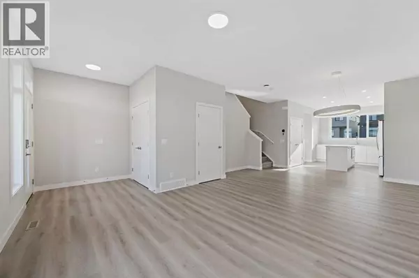 Calgary, AB T3S0R1,7051 Rangeview Avenue SE