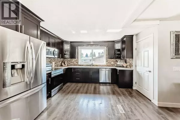 Calgary, AB T1Y1J5,5107 Rundleview Road NE