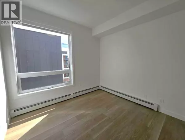 Calgary, AB T2A7W8,2515, 8500 19 Avenue SE
