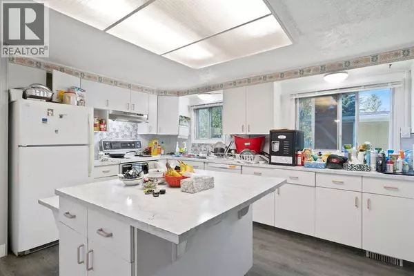 Calgary, AB T3B5N8,286, 3223 83 Street NW