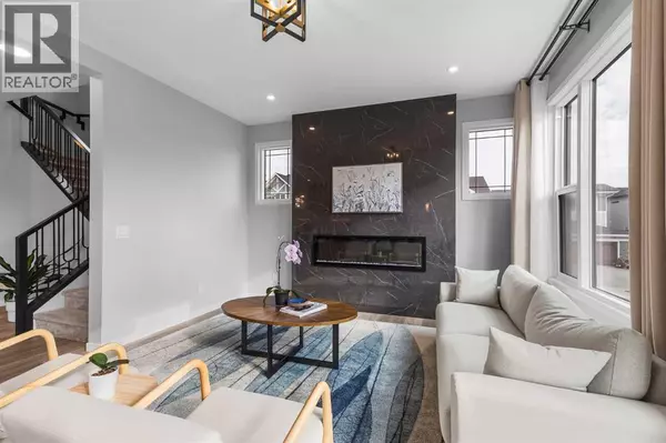 Calgary, AB T3H6E4,10 West Grove Common SW