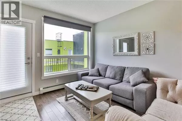 Calgary, AB T2M4Z5,402, 1740 9 Street NW