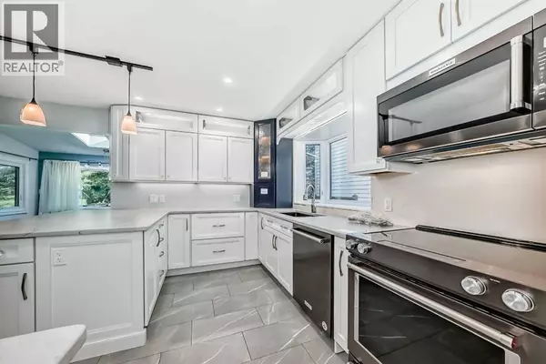Calgary, AB T1Y1T1,6628 Ranchview Drive NW