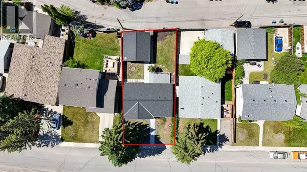 Calgary, AB T2J3G1,1344 Lake Michigan Crescent SE