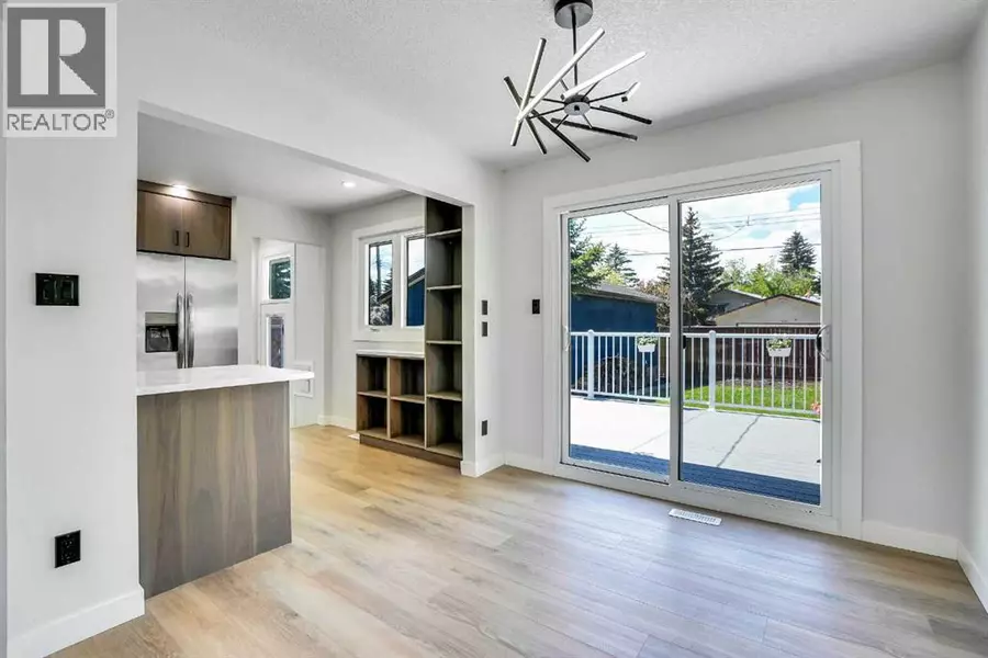1344 Lake Michigan Crescent SE, Calgary, AB T2J3G1