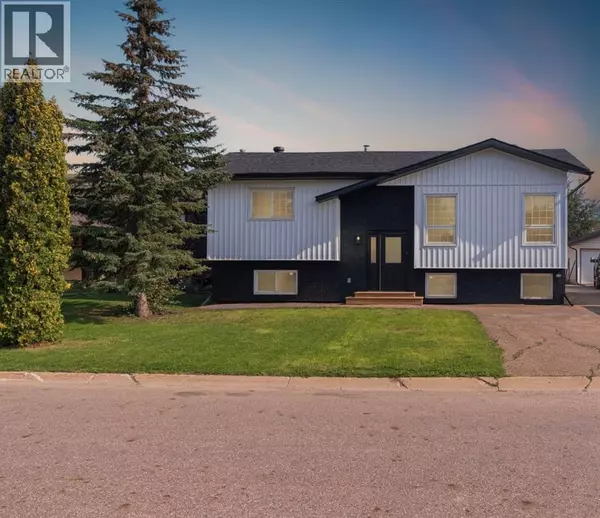 280 Beaton Place, Fort Mcmurray, AB T9K2B8