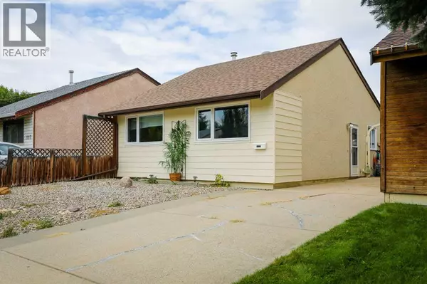 Lethbridge, AB T1H5A5,1121 St David Road N