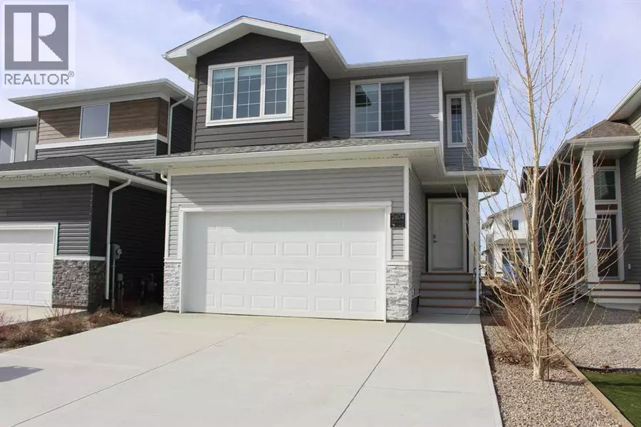 2604 45 Street S, Lethbridge, AB T1K8K6