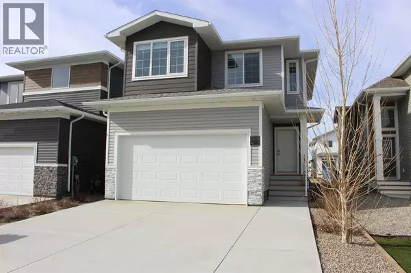 2604 45 Street S, Lethbridge, AB T1K8K6