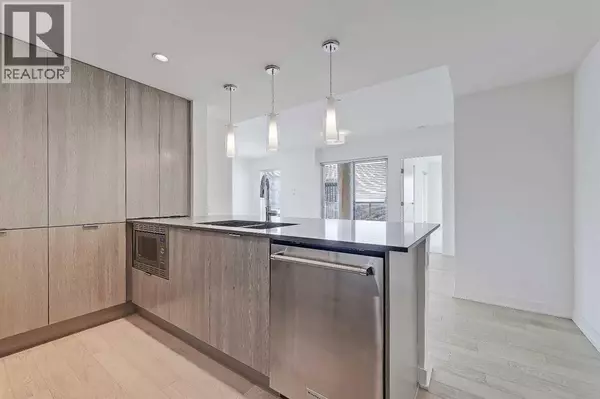 Calgary, AB T2P1J3,3206, 930 6 Avenue SW