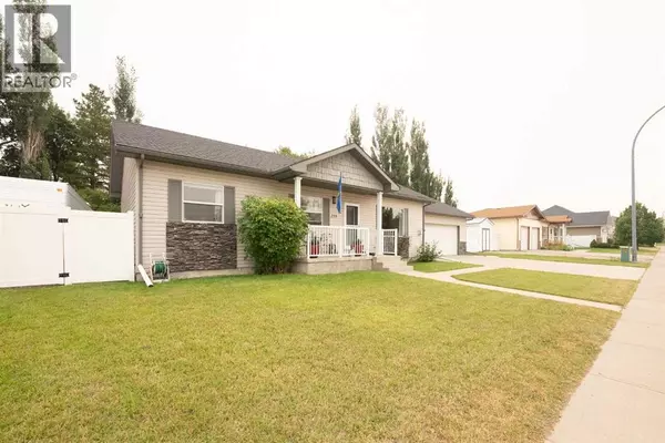 Vulcan, AB T0L2B0,215 Allen Crescent