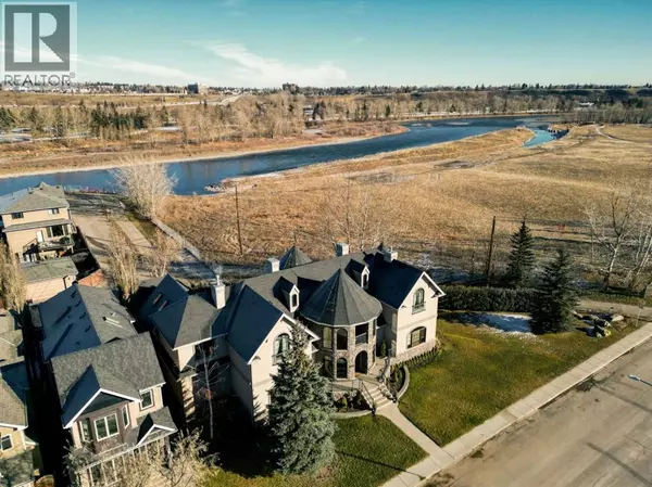 Calgary, AB T2G5P7,2248 9 Avenue SE