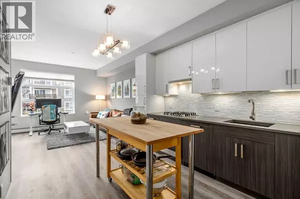 Calgary, AB T2E0J9,311, 515 4 Avenue NE