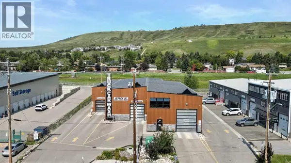 Cochrane, AB T4C0A2,26 Griffin Industrial Point