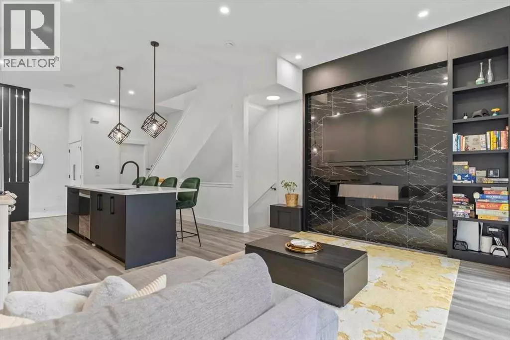 Calgary, AB T2T1H2,4, 1825 27 Avenue SW