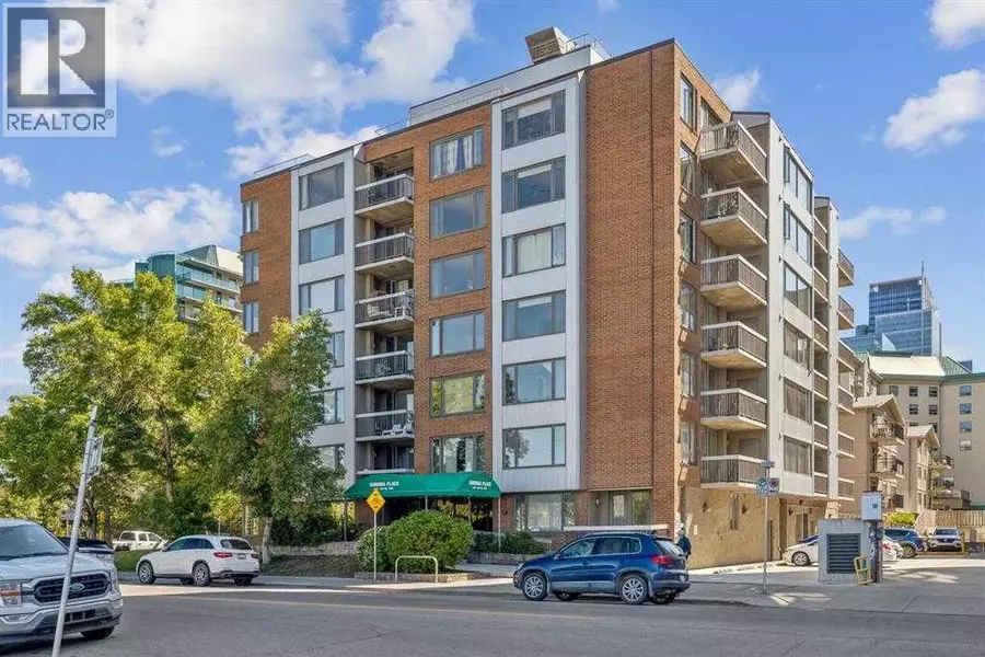 160, 310 8 Street SW, Calgary, AB T2P3P3
