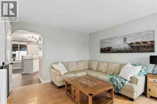 Fort Mcmurray, AB T9K2P7,178 Mcdougall Crescent