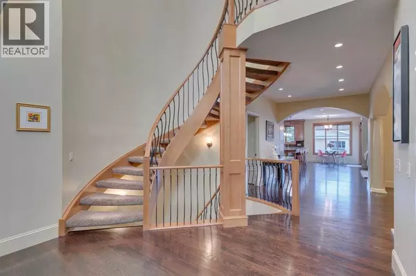 Calgary, AB T2N1A6,2609 7 Avenue NW