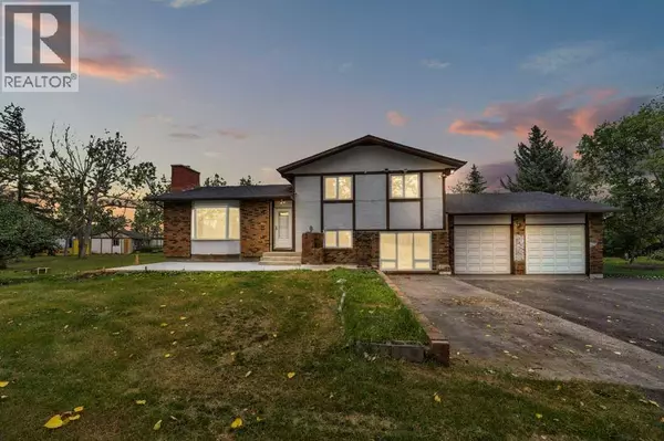 40 Pleasant Range Place, Rural Rocky View County, AB T2H1Y4