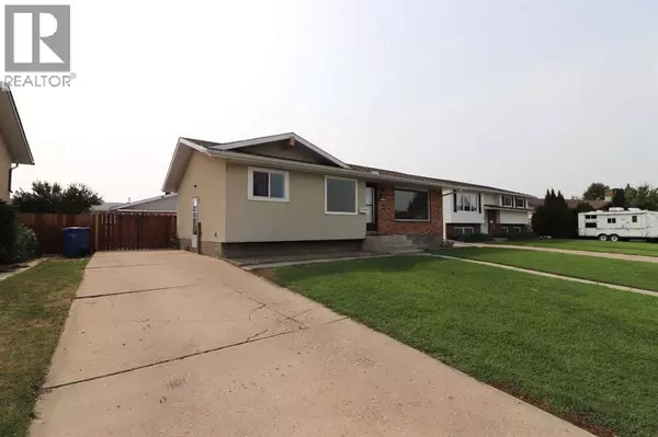Medicine Hat, AB T1B2W3,35 Ewart Crescent SE