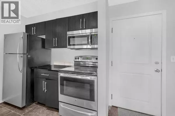 Calgary, AB T3J0S2,204, 5 Saddlestone Way NE