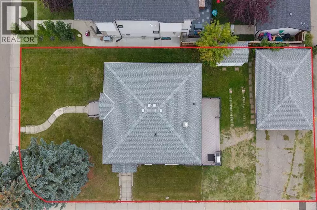 Calgary, AB T3E2X8,2240 35 Street SW