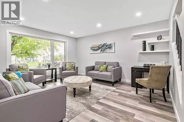 Calgary, AB T3J1R3,31 Castlebrook Road NE