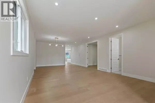Calgary, AB T3J5T3,288 Savanna Drive NE