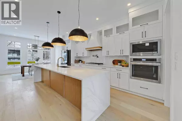 Calgary, AB T3E3P1,3106 43 Street SW