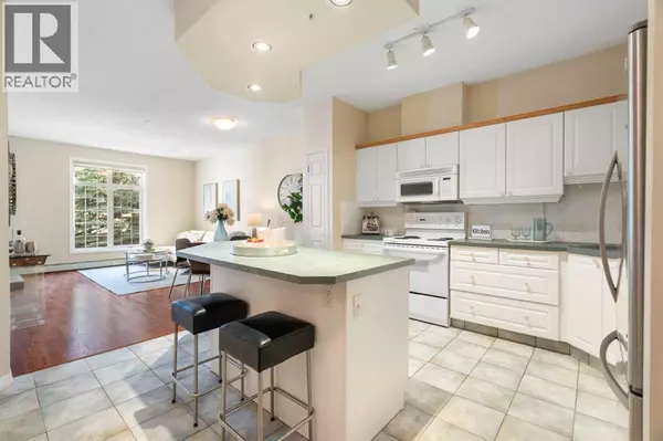 Calgary, AB T3A5Y7,216, 5201 Dalhousie Drive NW