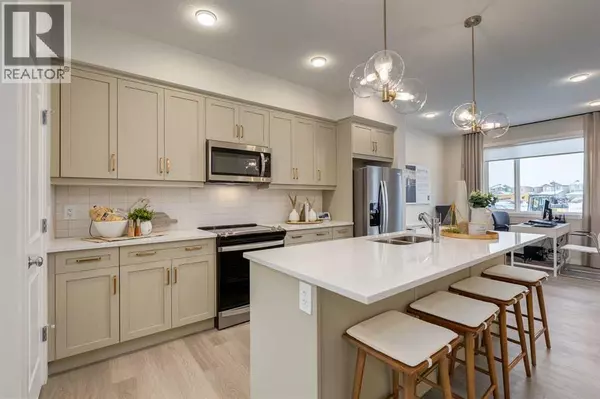 30 Starling Boulevard NW, Calgary, AB T3P2V7