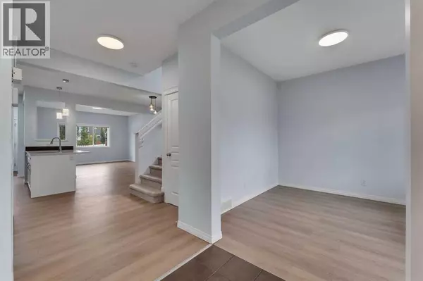 Calgary, AB T2Z0X1,20 Copperpond Grove SE