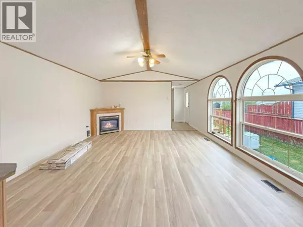 Valleyview, AB T0H3N0,5206 52 Avenue