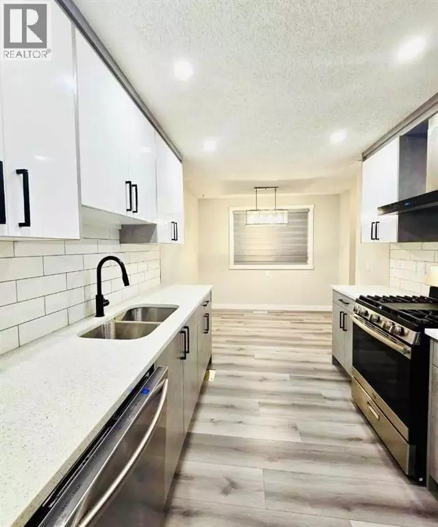 Calgary, AB T2A6V8,91 Aberdare Road NE