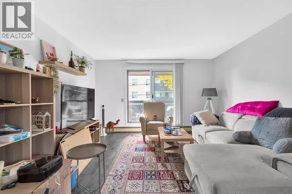 Calgary, AB T2T4C1,204, 2611 15A Street SW